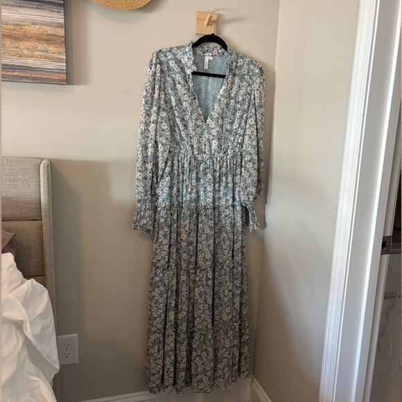 Elan Dresses & Skirts - Elan Light Blue Floral Tiered Maxi Dress